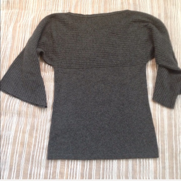 AK 100% cashmere wide sleeve sweater - Picture 7 of 7